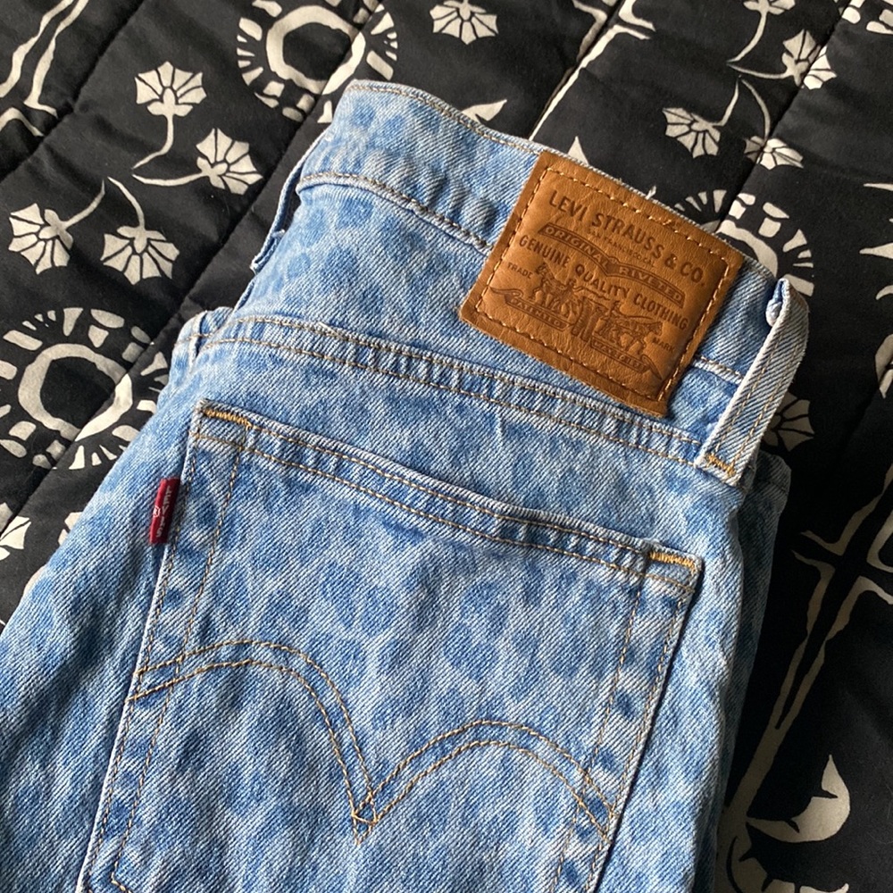 Levi’s Wedgie Straight